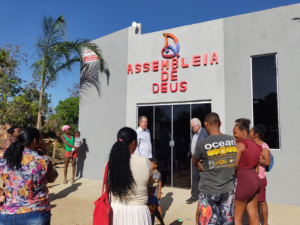 Inauguração do único templo evangélico dentro da aldeia dos quilombolas (Goiás)